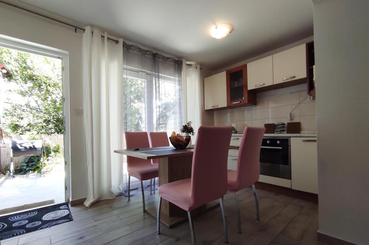 Apartments Emi & Nini Šibenik Eksteriør billede