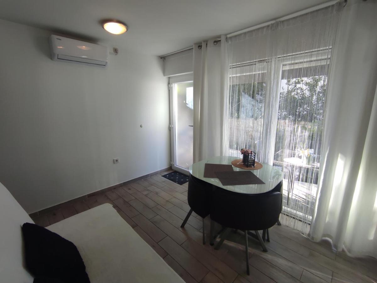 Apartments Emi & Nini Šibenik Eksteriør billede